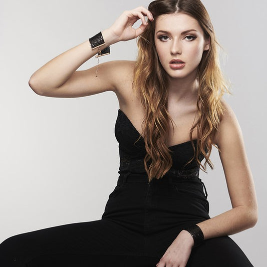 Désir Métallique Menottes Bracelets Noir · Bijoux Indiscrets · vue 2