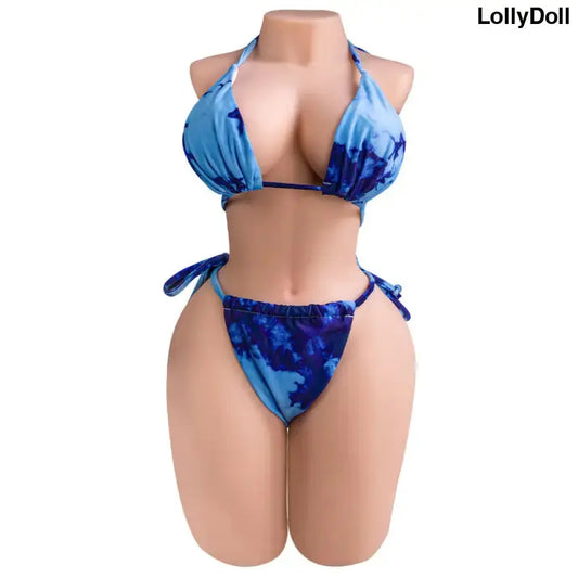 Petite Poupée Sexuelle en maillot de bain bleu moderne, conçue pour un plaisir optimal. Découvrez la Petite Poupée Sexuelle!