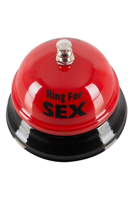 Apportez une touche d’humour malicieusement suggestive à votre intérieur avec la sonnette de table ou de comptoir Ring For Sex de la marque Gen Toys.