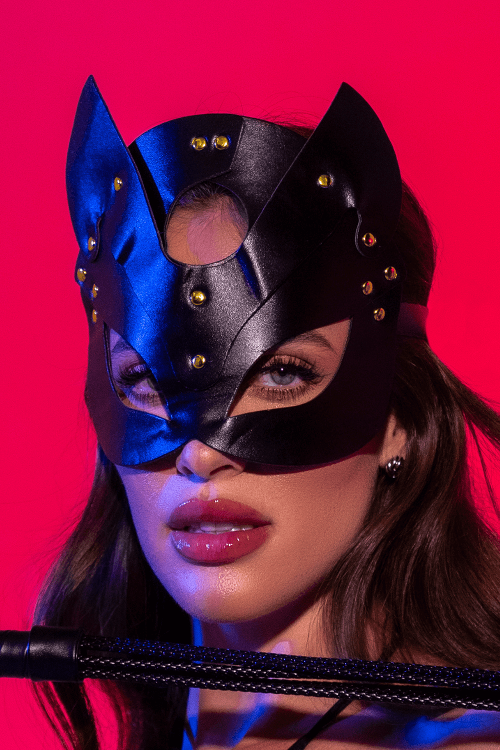 Masque félin en similicuir aux courbes pointues Mapalé