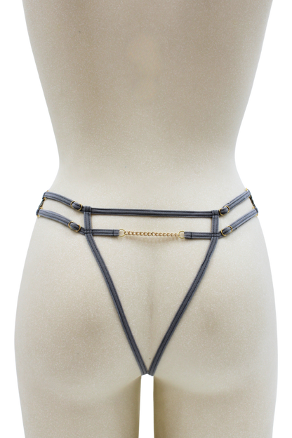 String gris avec bijou couleur aléatoire et chaîne dorée · Be Lily Panties · vue 3