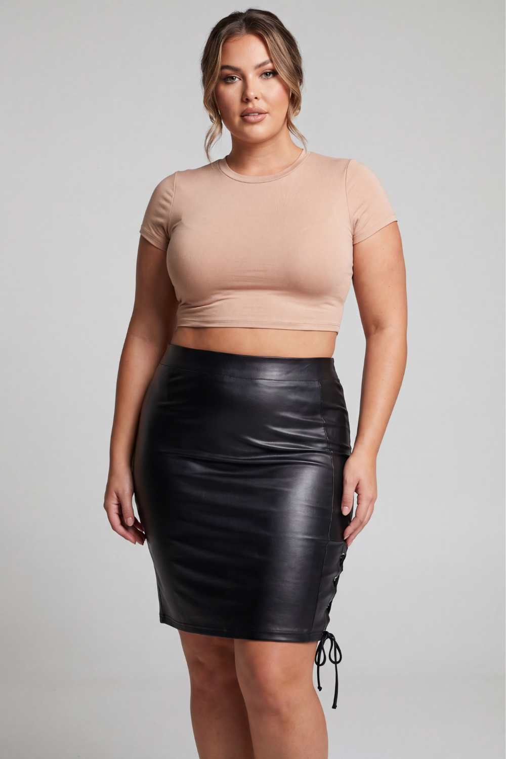 Jupe longue simili cuir noir Paloma · Be lily Mode · vue 3