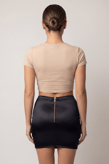 Jupe courte noire Elena fendue sur le côté · Be lily Mode · vue 2