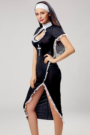 Déguisement sexy de nonne dos nu · J Lingerie