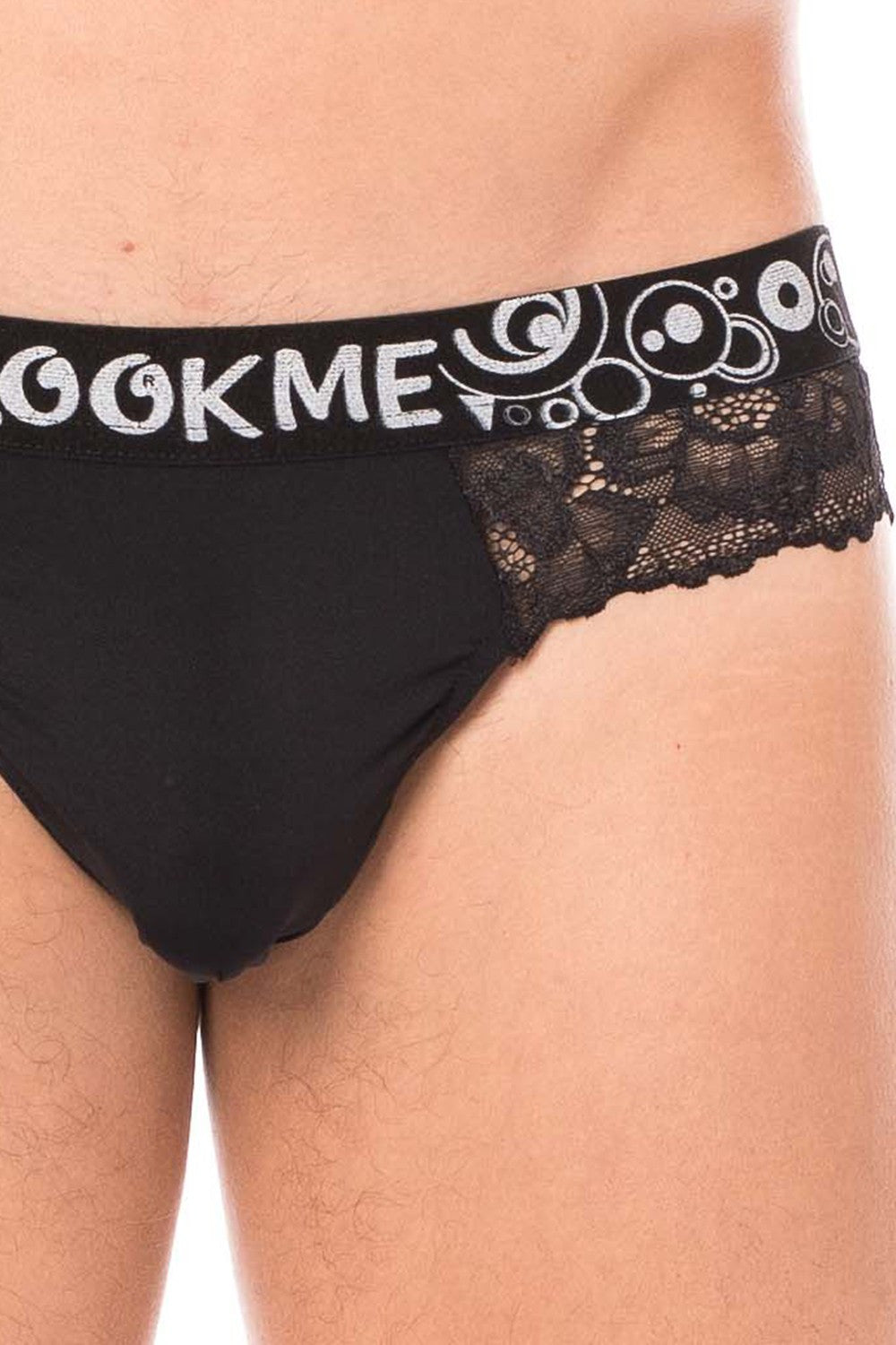 String noir en dentelle délicate · Look Me · vue 3