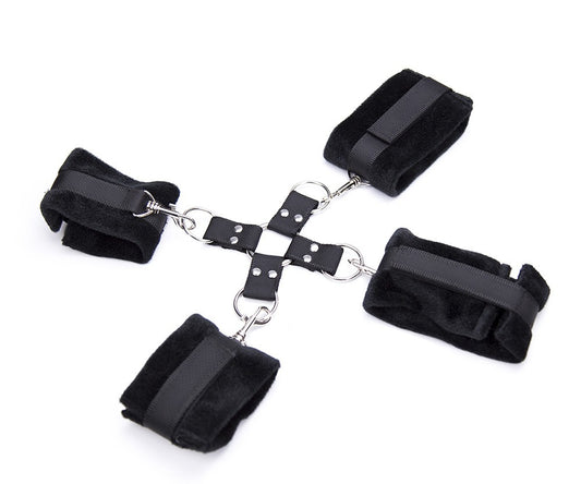 Menottes attache en croix pour mains et pieds · Dreamy Fetish
