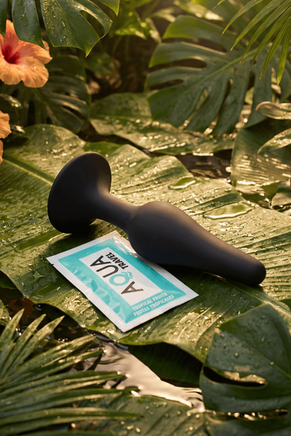 Plug Anal Noir en Silicone M avec Ventouse Taille M 11,3 cm dosette de lubrifiant · Pocket Pleasure · vue 5
