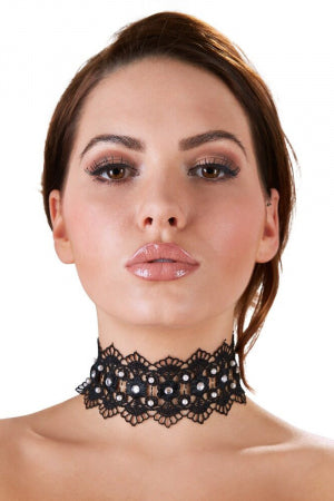 Collier brodé avec strass · Cotelli Accessoires