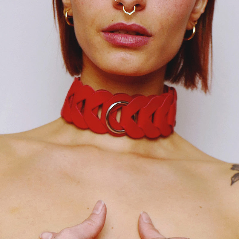 Collier en cuir tressé Rouge · The Sinners
