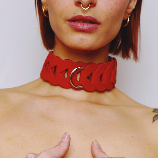 Collier en cuir tressé Rouge · The Sinners