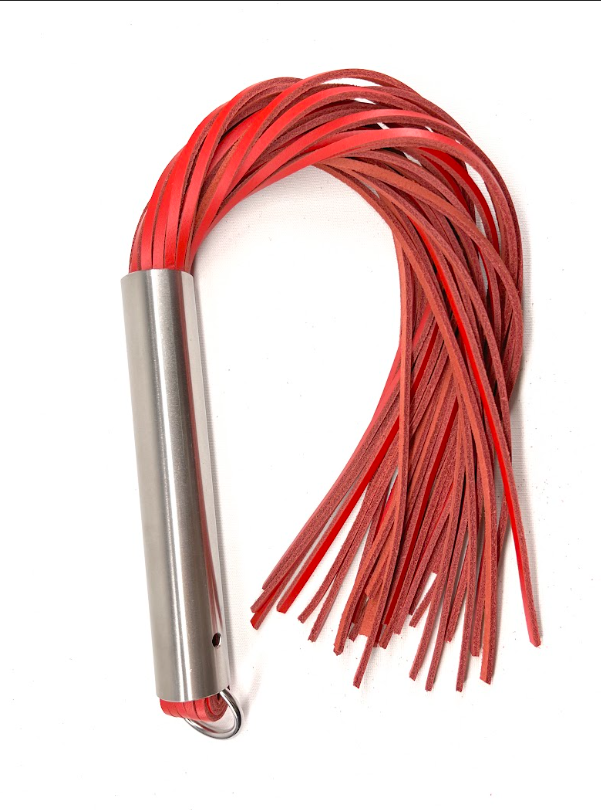 Martinet homme rouge manche métal lanières en cuir RIGIDE · The Sinners