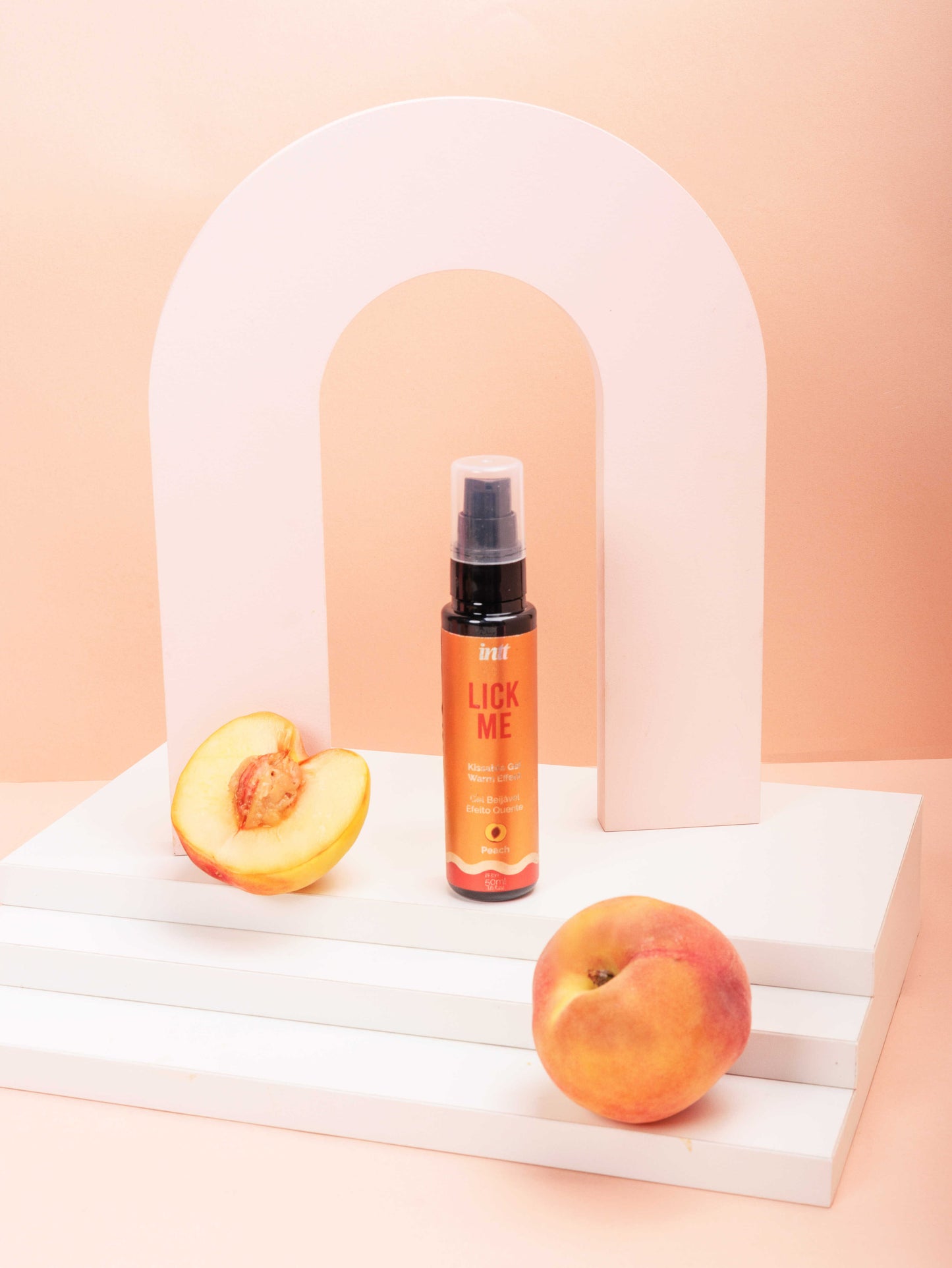 Lick me Pêche Gel chauffant et embrassable · INTT Cosmétiques