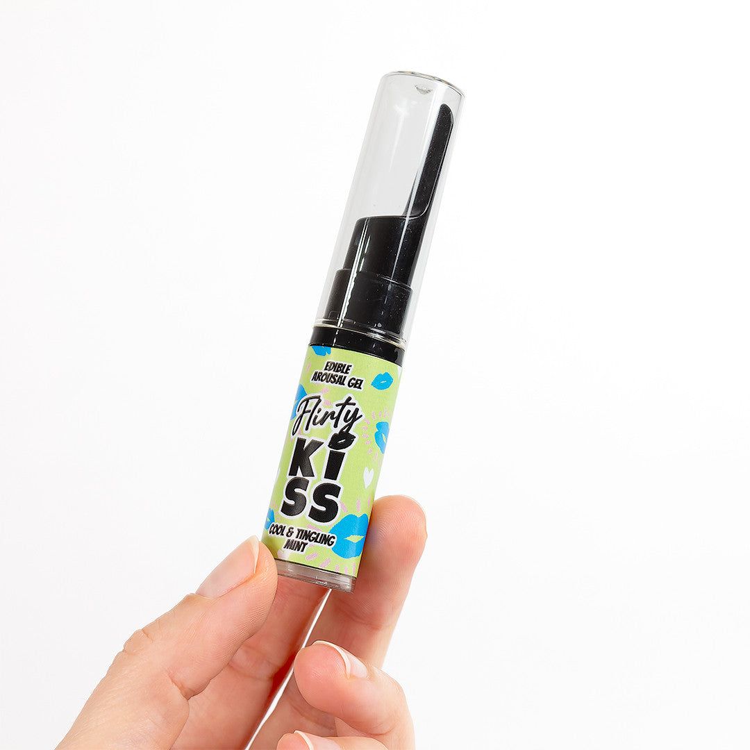 Duo de gels pour sexe oral fraise et menthe Flirty Kiss Secret Play