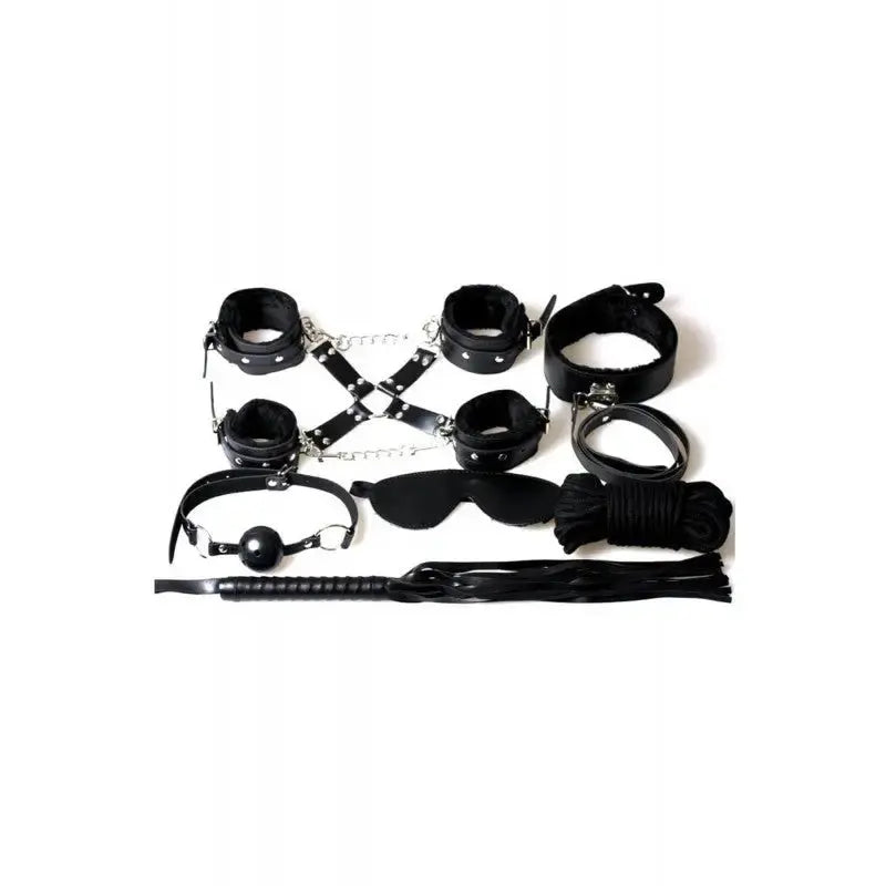Bondage : Ensemble BDSM 8 pcs 6148k - Noir avec menottes, fouet, et accessoires pour explorer le désir.