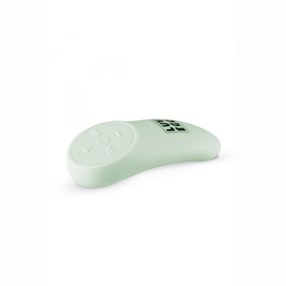 Oeuf vibrant télécommandé couple vert 10 modes LUV EGG – détail télécommande ergonomique portée 10 mètres couple