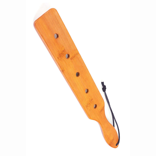 Paddle BDSM bambou 5 trous Fetish Tentation – tapette à fessée rigide 36,8 cm – LollyDoll