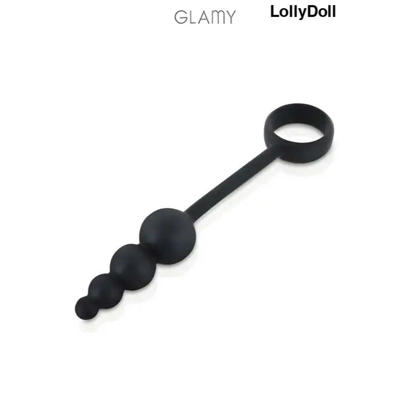 Plug anal combiné avec un cockring en silicone de couleur noire, les perles anales sont de tailles différentes pour une insertion et des sensations douce et intense disponible sur LollyDoll