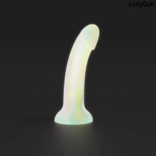 Découvrez le Dildo Dildolls Fantasia Phosphorescent, un sextoy aux reflets envoûtants qui illuminera vos moments intimes. Laissez-vous séduire par ses courbes irrésistibles et son design moderne. Une expérience sensuelle unique à essayer dès maintenant. Disponible chez LollyDoll.