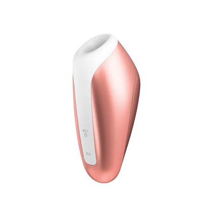 le summum de la stimulation clitoridienne avec le Breeze - Cuivré Stimulateur Satisfyer disponible chez LollyDoll