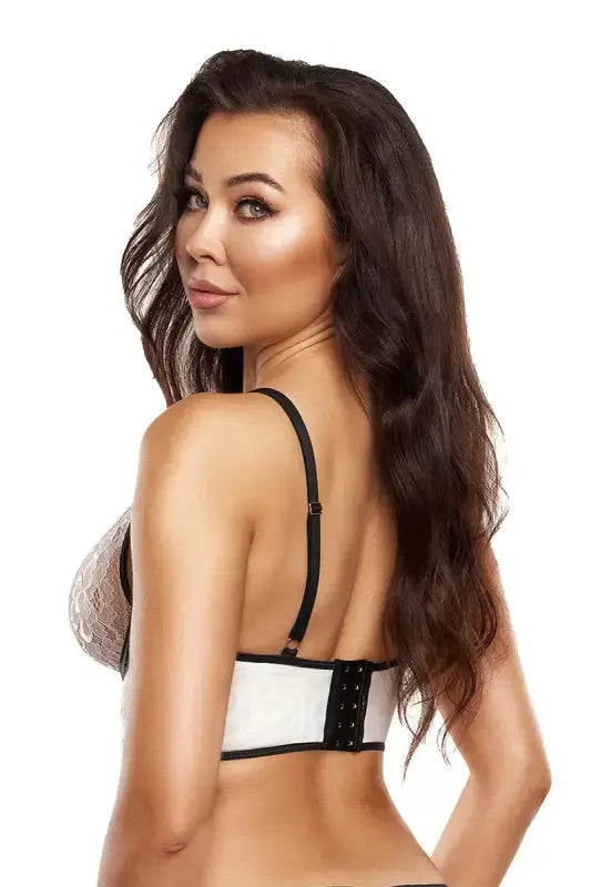 Soutien-gorge en dentelle blanche et bretelles noires disponible sur LollyDoll