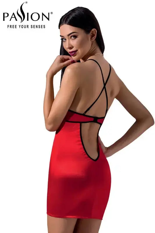 Robe sexy rouge Femmina de Passion, satin brillant et dentelle, idéale pour séduire avec confort.