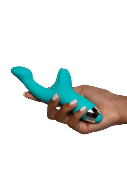 vibromasseur multifonctions Yuki tenu dans une main, conçu pour des moments de plaisir intense.