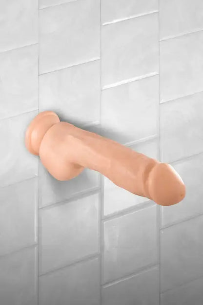 Gode éjaculateur Cum Roby 23cm à ventouse puissante- Real Body sur LollyDoll