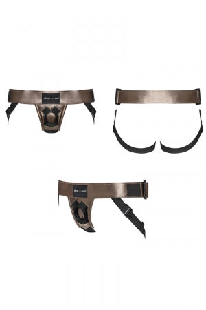 Harnais Curious bronze Strap On Me · Strap-on-Me · vue 3