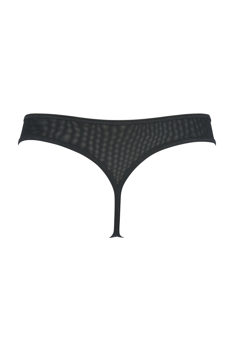 Arrière du string dentelle qui met les fesses en valeur 