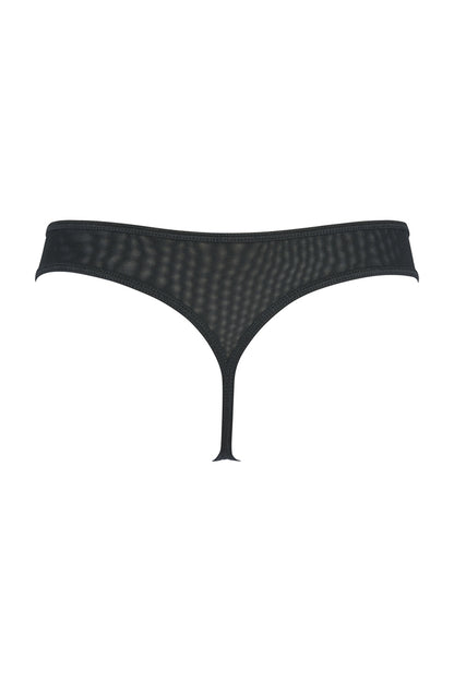Arrière du string dentelle qui met les fesses en valeur 