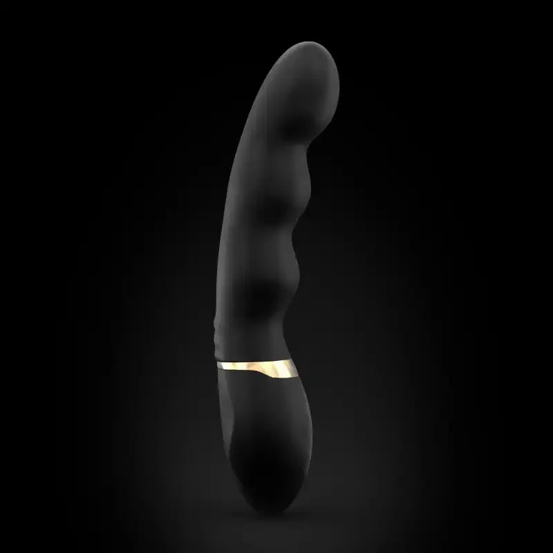 Vibromasseur Dorcel Too Much 2.0 en noir et or, conçu pour des sensations inoubliables et le plaisir.
