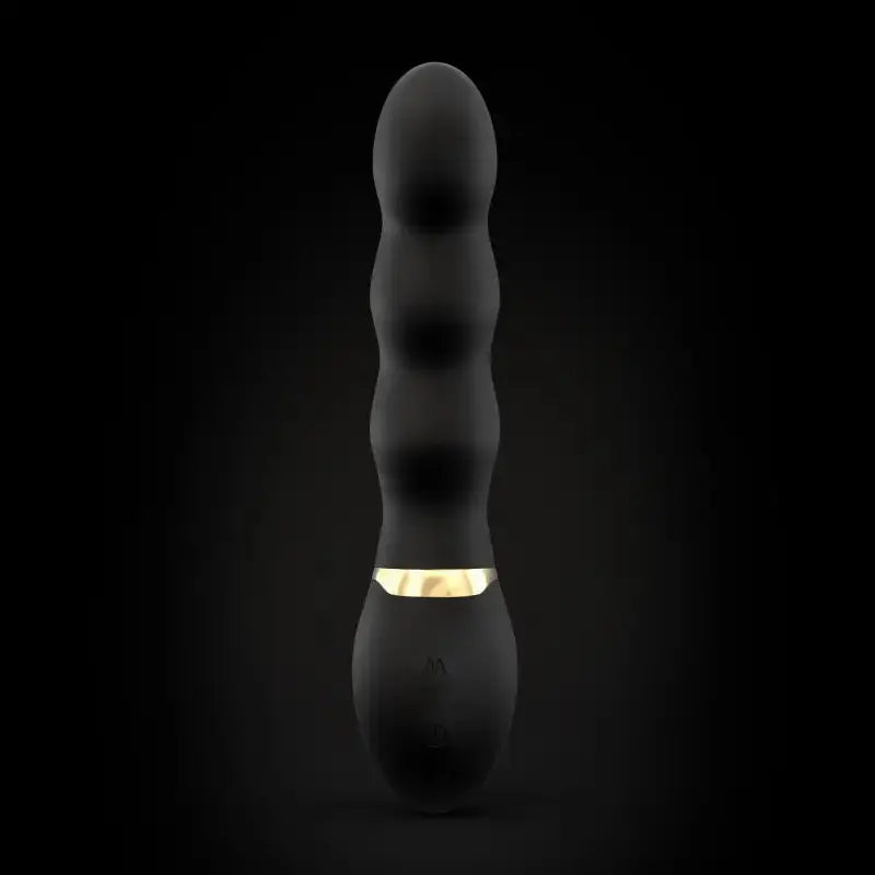 Vibromasseur Dorcel Too Much 2.0 en noir et or, vibrant et conçu pour des sensations inoubliables.